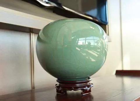 厲害了龍泉！15位彩燈大師榮膺“浙江省工藝美術(shù)大師”稱號(hào)，璀璨匠心點(diǎn)亮傳統(tǒng)工藝新篇章